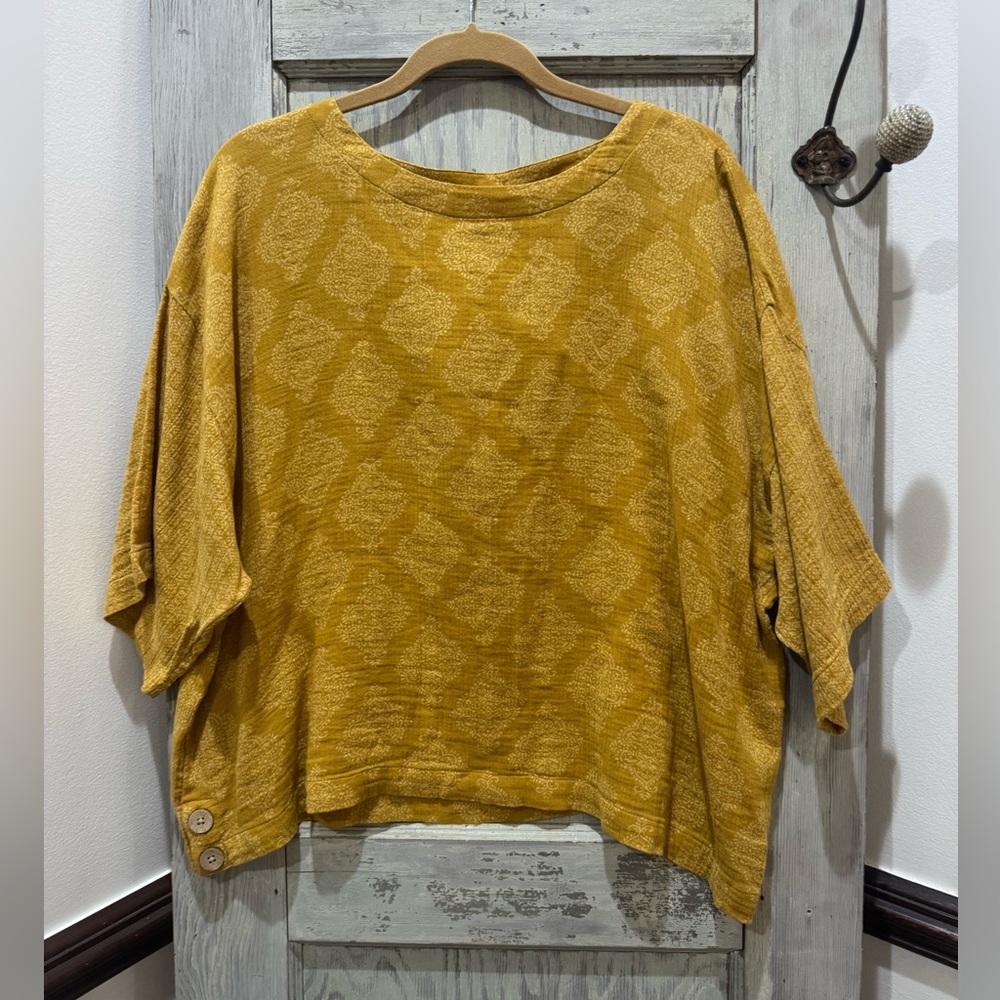 J. JILL wide SLEEVE V-NECK  Lagen Look, Boho, button detail NWT